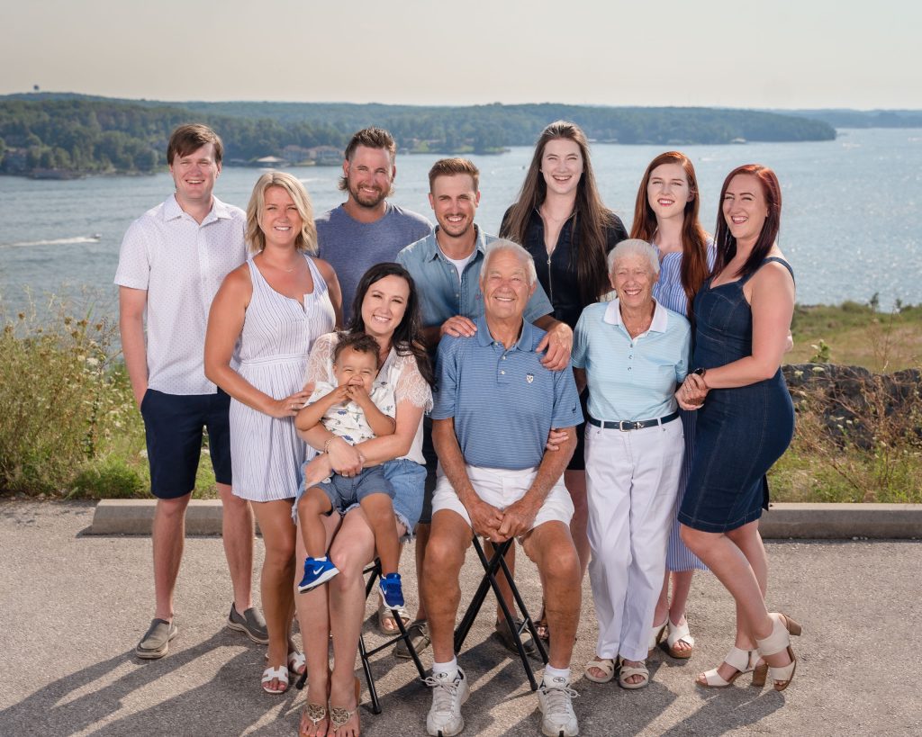 Baxter's Overlook family photography locations at Lake of the Ozarks